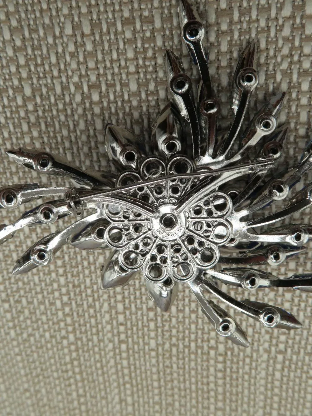 Vintage Judy Lee Electric Blue Spray Brooch